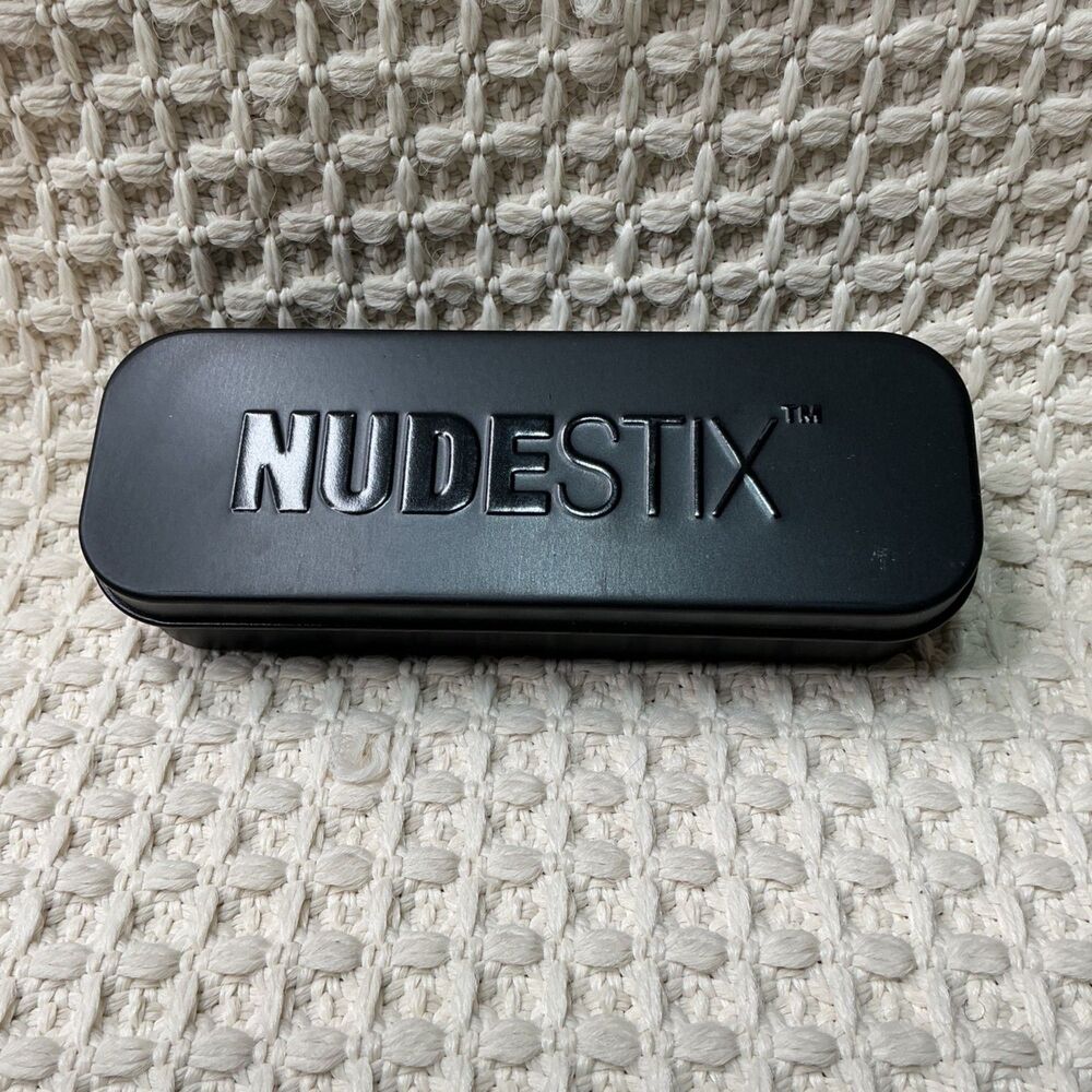 Nudestix Cream Concealer Nude 5 With Black Storage Tin 10ml / 0.34oz